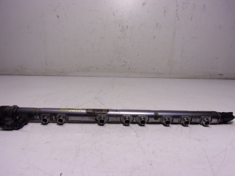 Recambio de rampa inyectora para bmw x6 (e71) 3.0d referencia OEM IAM 13537805423 0445216031 