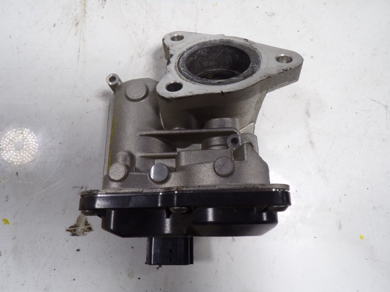 Recambio de valvula egr para renault clio iv 1.5 dci diesel fap energy referencia OEM IAM 147107172R 147109913R 