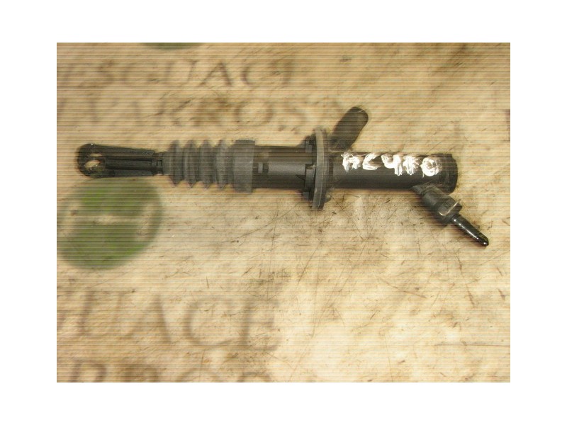 Recambio de bombin embrague para renault megane ii berlina 5p confort dynamique referencia OEM IAM   