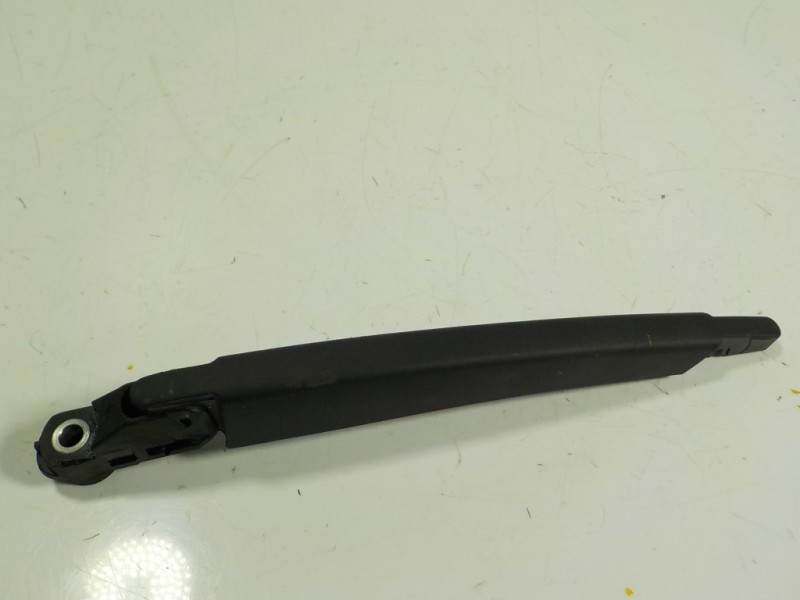 Recambio de brazo limpia trasero para citroën c3 1.2 12v e-thp / puretech referencia OEM IAM 6429HE  