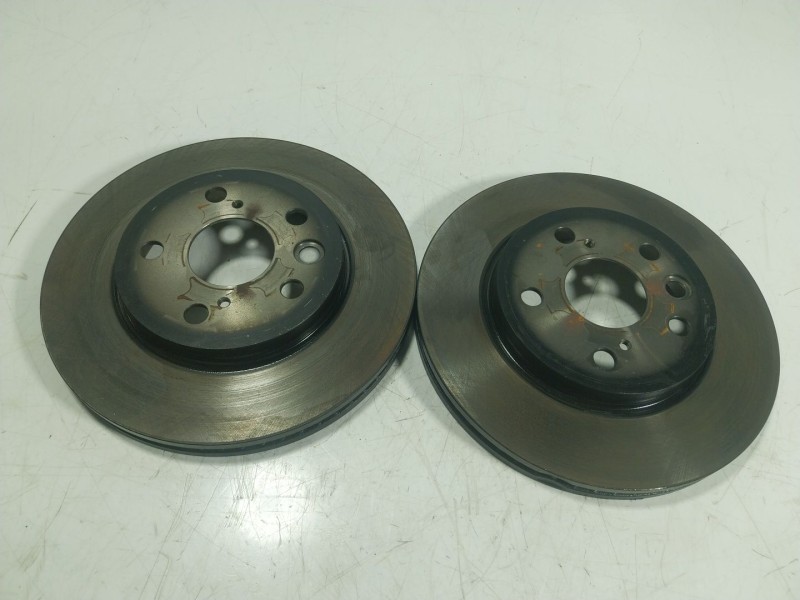 Recambio de disco freno delantero para lexus lbx hybrid 1.5 vvti hybrid (mayh10l) referencia OEM IAM 435120W130  