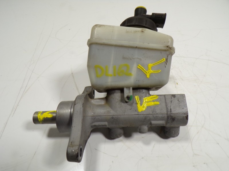 Recambio de bomba freno para dacia duster 1.5 dci diesel fap cat referencia OEM IAM 6001551314 03350890461 