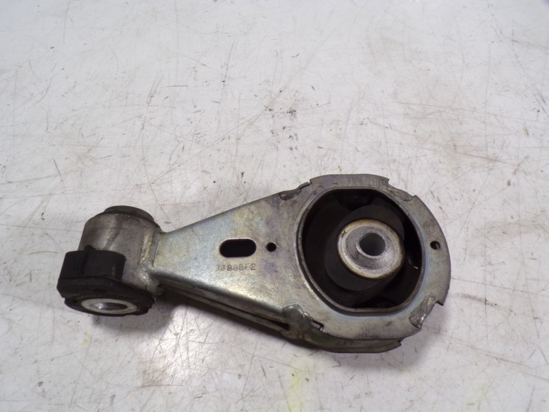 Recambio de soporte cambio para renault megane iii coupe 1.5 dci diesel fap referencia OEM IAM 113560009R  