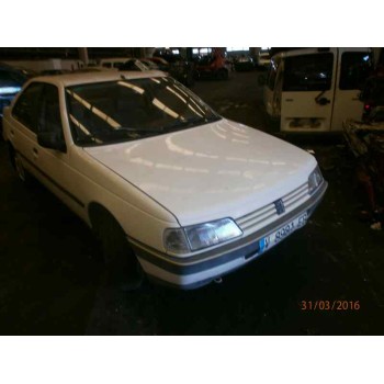 PEUGEOT 405 BERLINA
