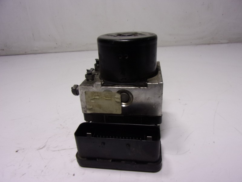 Recambio de abs para ford c-max 1.6 tdci cat referencia OEM IAM 1847182 BV612C405AJ 