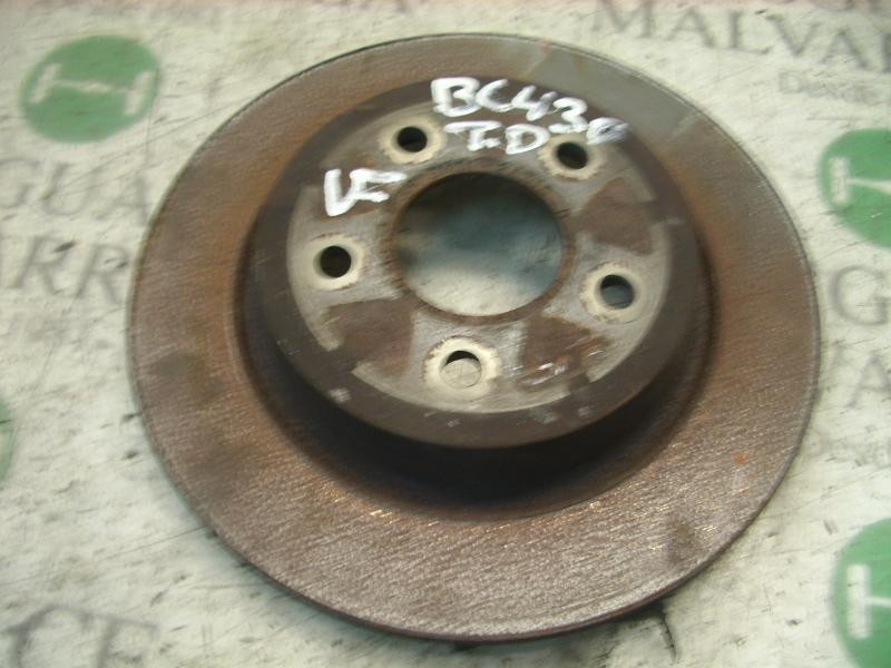 Recambio de disco freno trasero para ford focus sportbreak (cap) ghia referencia OEM IAM   