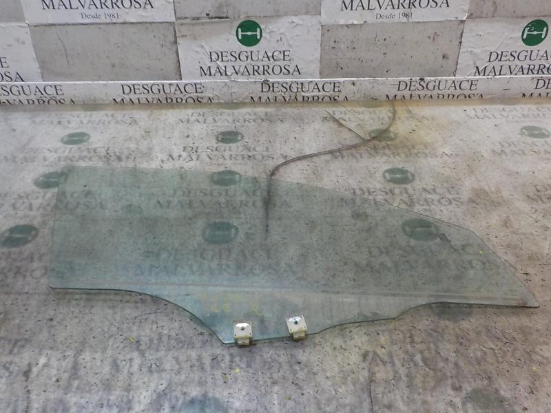 Recambio de cristal puerta delantero derecho para mazda 3 berlina (bk) 1.6 cd diesel cat referencia OEM IAM BP4K58511B  