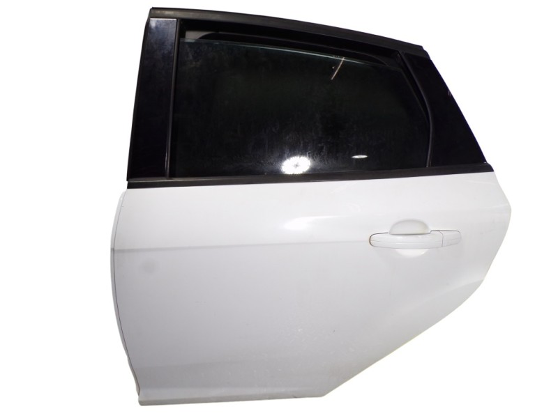 Recambio de puerta trasera izquierda para ford focus lim. (cb8) 1.6 tdci cat referencia OEM IAM 2172760  
