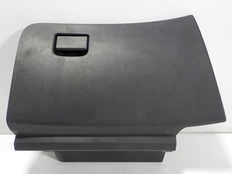 Recambio de guantera para nissan x-trail (t32) 1.6 dci turbodiesel cat referencia OEM IAM 685104CC7A 685104CC0A 