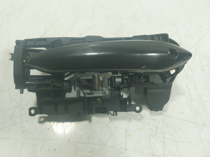 Recambio de maneta exterior delantera izquierda para bmw 5 (f10) 520 d referencia OEM IAM 51217276243  