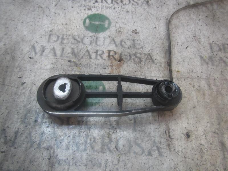 Recambio de soporte motor para dacia logan laureate referencia OEM IAM 112383665R  