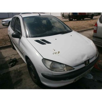 PEUGEOT 206 BERLINA