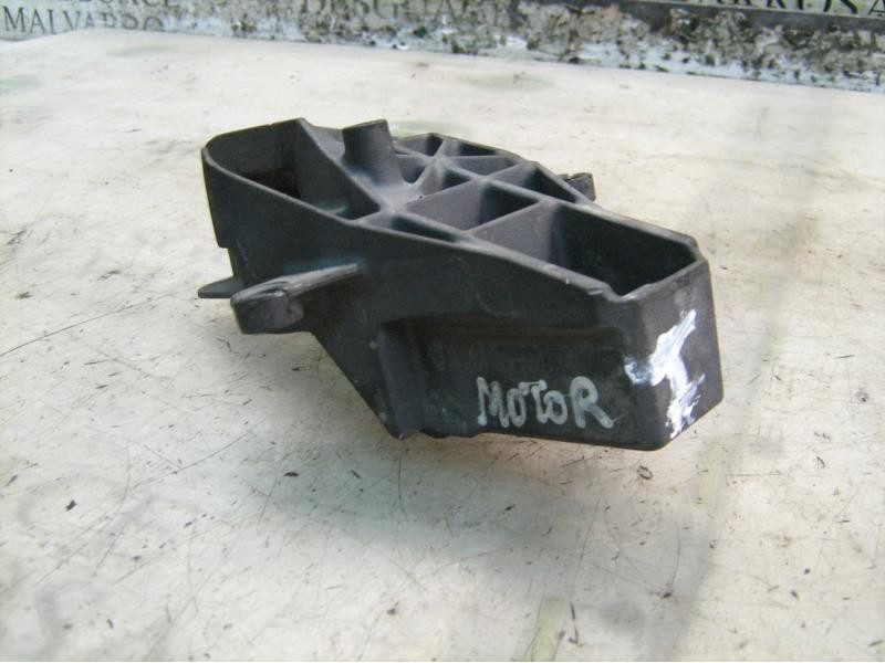 Recambio de soporte motor para renault clio ii fase i (b/cbo) 1.9 diesel referencia OEM IAM   