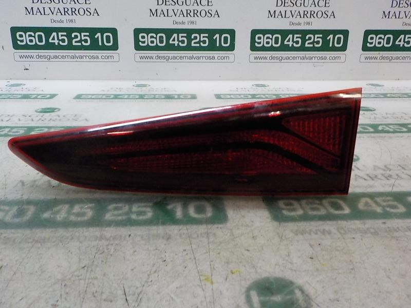 Recambio de piloto trasero derecho interior para hyundai kona pure referencia OEM IAM 92404J9000 92404J90 