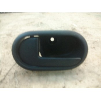 MANETA INTERIOR DELANTERA IZQUIERDA 