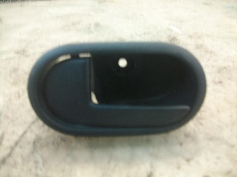 Recambio de maneta interior delantera izquierda para ford fiesta (cbk) ghia referencia OEM IAM   