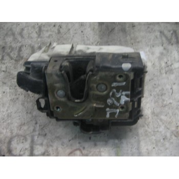 CERRADURA PUERTA TRASERA IZQUIERDA 