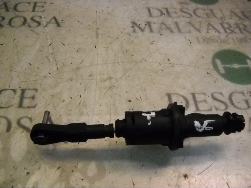 Recambio de bomba embrague para peugeot 407 sw premium referencia OEM IAM   