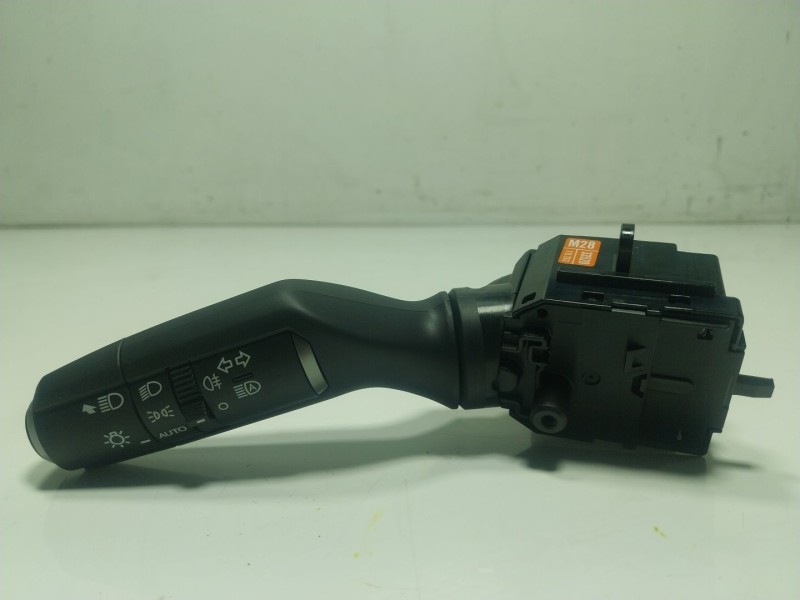 Recambio de mando luces para lexus lbx hybrid 1.5 vvti hybrid (mayh10l) referencia OEM IAM 8432950160 3352017l763 