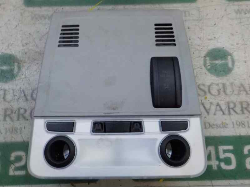 Recambio de piloto interior para bmw x1 (e84) xdrive 23d referencia OEM IAM 61319225487  