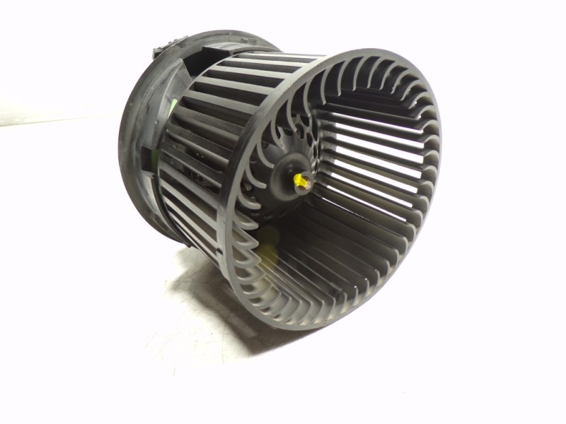 Recambio de motor calefaccion para peugeot 208 1.2 12v vti referencia OEM IAM 1608182080 T1013140A 