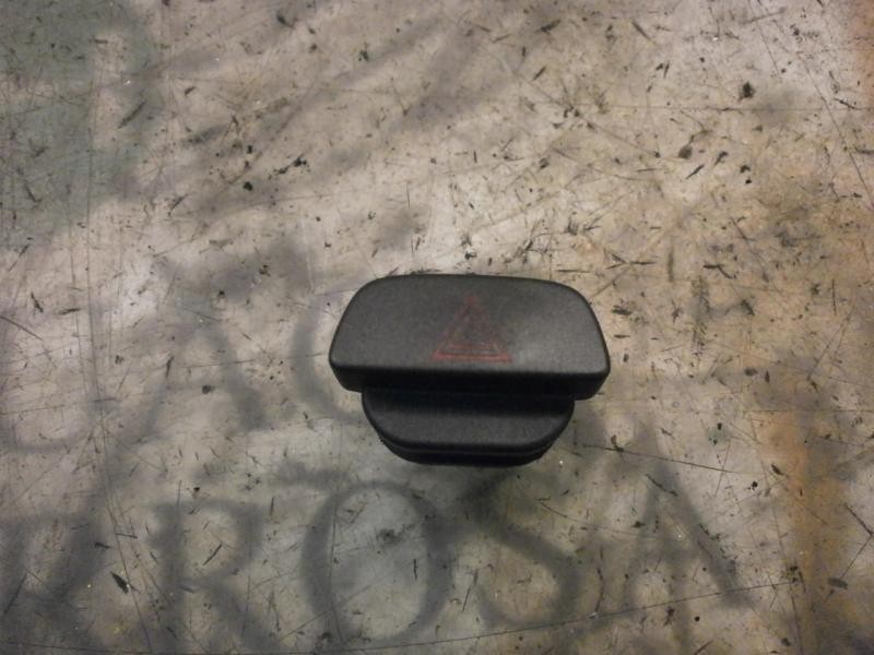 Recambio de warning para ford focus berlina (cap) 2.0 tdci cat referencia OEM IAM   