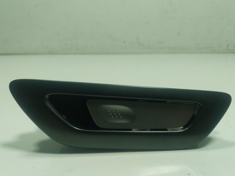 Recambio de maneta interior delantera derecha para lexus lbx hybrid 1.5 vvti hybrid (mayh10l) referencia OEM IAM 6907052040B0  
