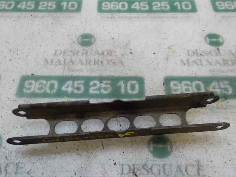 Recambio de brazo suspension inferior trasero derecho para bmw x1 (e84) xdrive 23d referencia OEM IAM 33322406291  