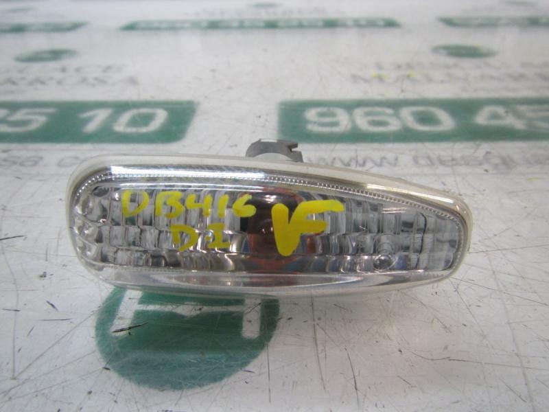 Recambio de piloto lateral izquierdo para kia pro_ceed crdi cat referencia OEM IAM 923033L100  