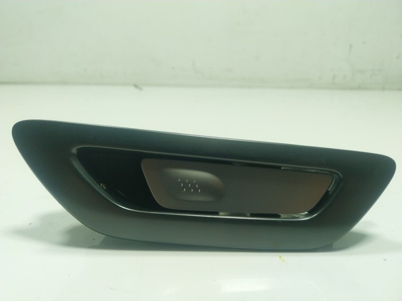 Recambio de maneta interior trasera derecha para lexus lbx hybrid 1.5 vvti hybrid (mayh10l) referencia OEM IAM 6907052040B0  