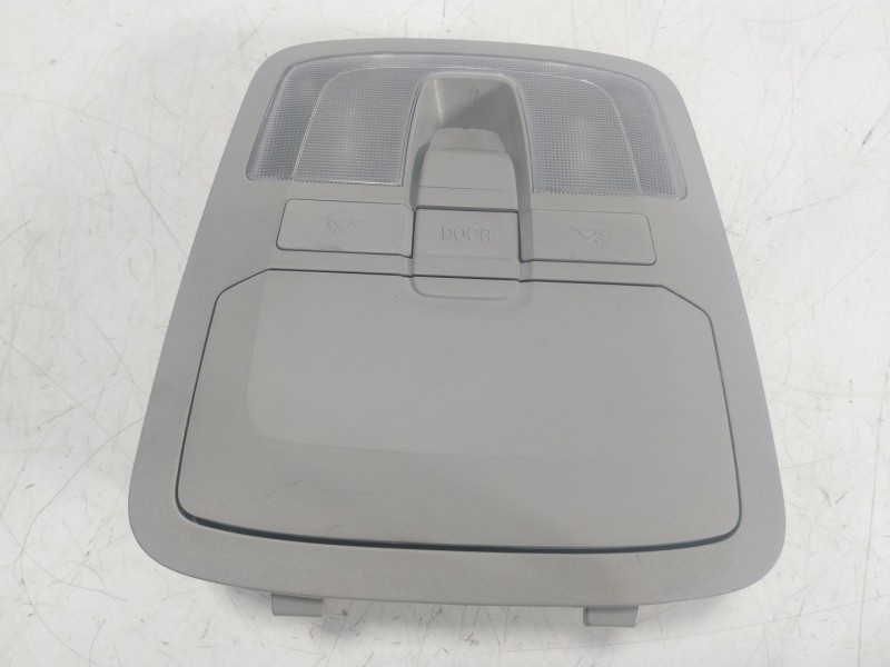 Recambio de piloto interior para ssangyong tivoli 1.6 xdi 160 referencia OEM IAM  7767034000 