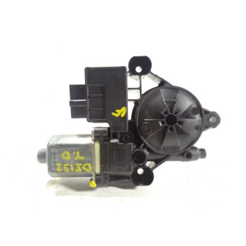 MOTOR ELEVALUNAS TRASERO DERECHO 5Q0959812D 5Q0959812D 