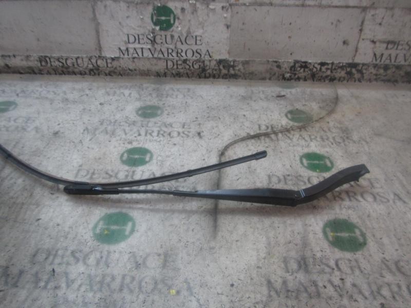 Recambio de brazo limpia delantero izquierdo para mercedes-benz clase m (w164) 3.0 cdi cat referencia OEM IAM A1648200344  