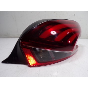 PILOTO TRASERO DERECHO 9825601180 