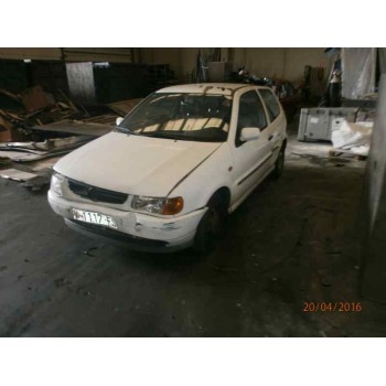 VOLKSWAGEN POLO BERLINA (6N1)