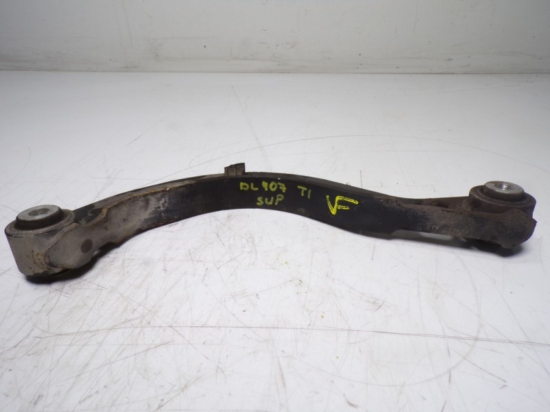 Recambio de brazo suspension superior trasero izquierdo para audi a6 berlina (4f2) 2.0 tdi referencia OEM IAM 4F0505323K  