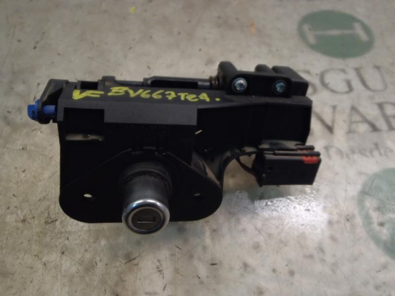 Recambio de motor c/c porton para opel corsa c blue line referencia OEM IAM   