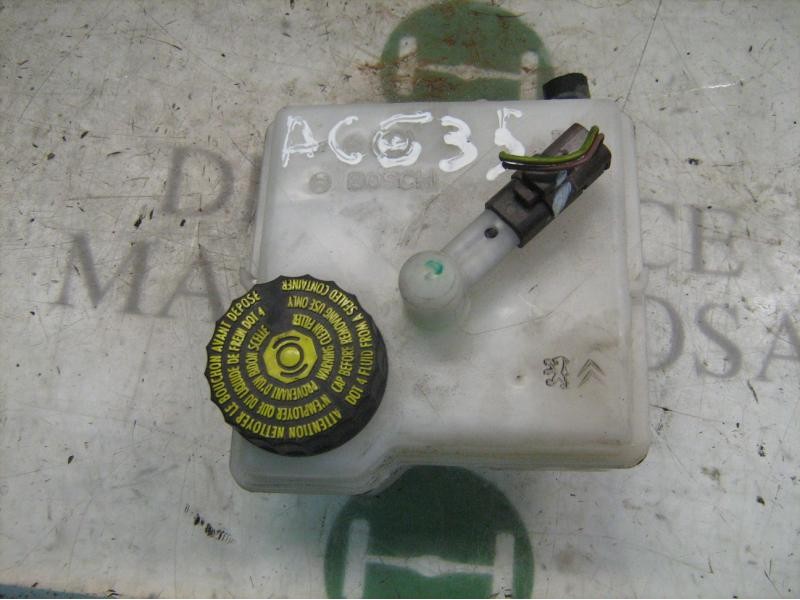 Recambio de deposito servo para citroën xsara picasso 2.0 hdi exclusive referencia OEM IAM   