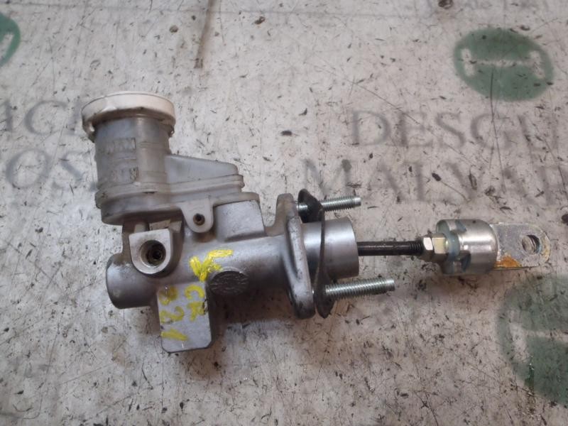 Recambio de bomba embrague para mitsubishi l 200 (ka0/kb0) cabina doble invite 4x4 referencia OEM IAM   