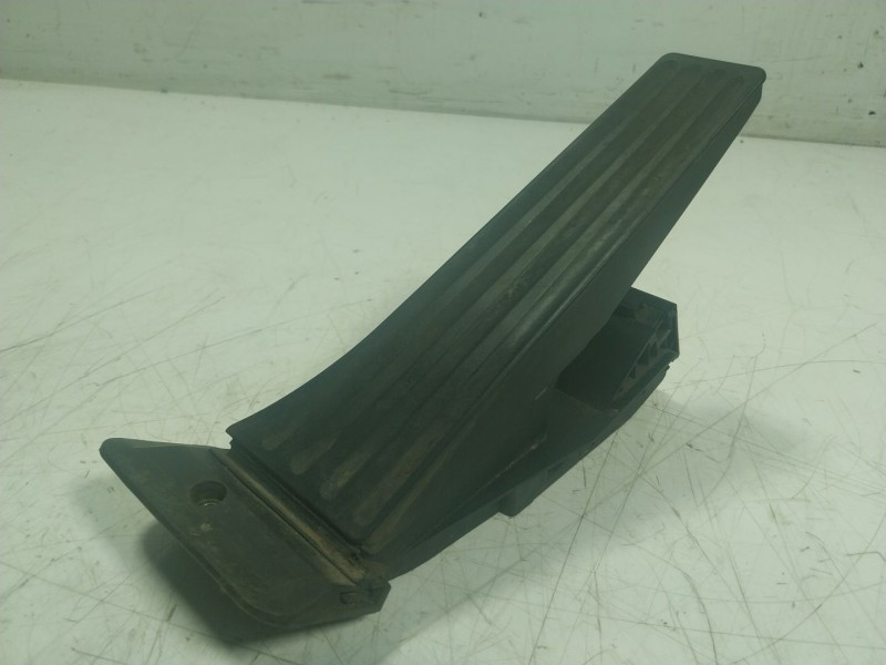 Recambio de potenciometro pedal para bmw 5 (f10) 520 d referencia OEM IAM 35406889823 685857502 