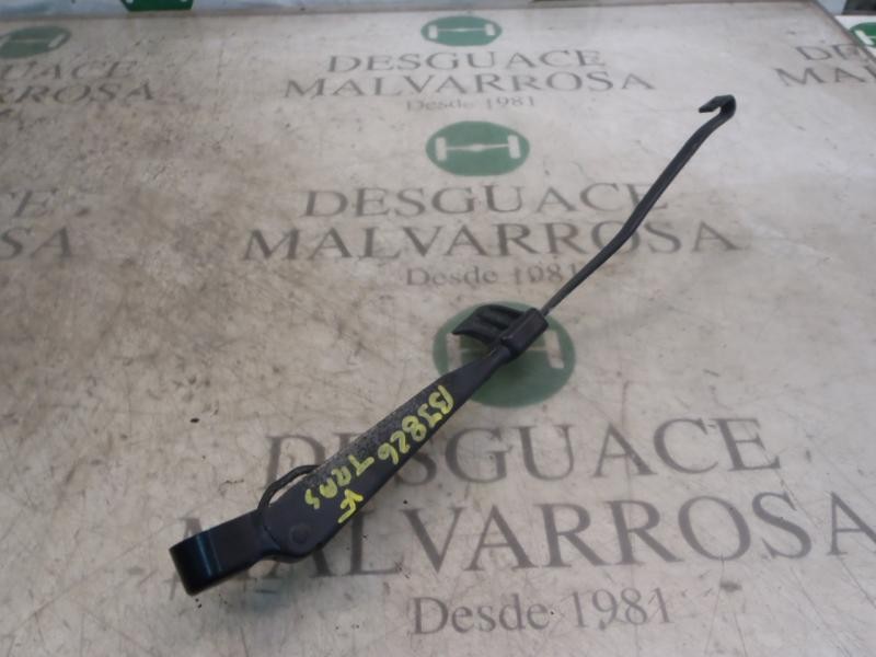 Recambio de brazo limpia trasero para chrysler jeep gr.cherokee (wj/wg) referencia OEM IAM   