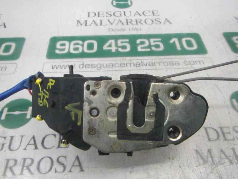 Recambio de cerradura puerta trasera derecha para kia carens 1.8 cat referencia OEM IAM   