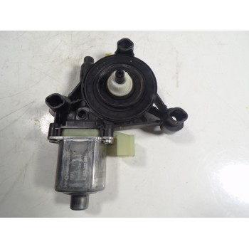 MOTOR ELEVALUNAS TRASERO DERECHO 5Q0959802 5Q0959802 0130822712