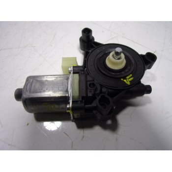 MOTOR ELEVALUNAS DELANTERO IZQUIERDO 5Q0959801C 5Q0959801C 