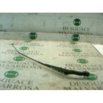 BRAZO LIMPIA DELANTERO DERECHO 