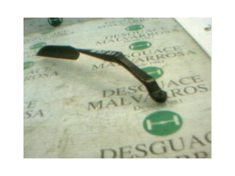 Recambio de brazo limpia delantero izquierdo para mg serie 400 (rt) 420 sdi (4-ptas.) referencia OEM IAM   