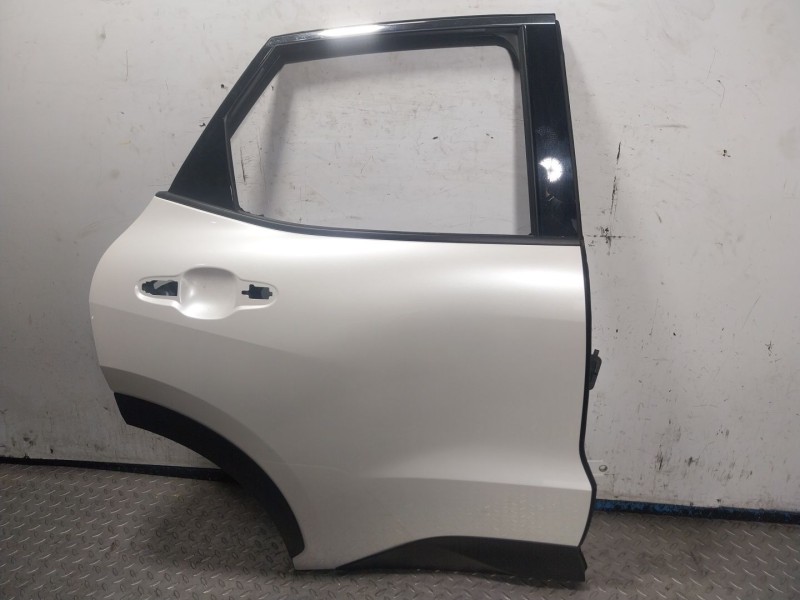 Recambio de puerta trasera derecha para lexus lbx hybrid 1.5 vvti hybrid (mayh10l) referencia OEM IAM 6700352630  