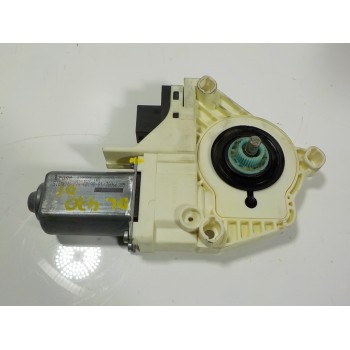 MOTOR ELEVALUNAS DELANTERO IZQUIERDO 4F0959801D 4F0959801D 