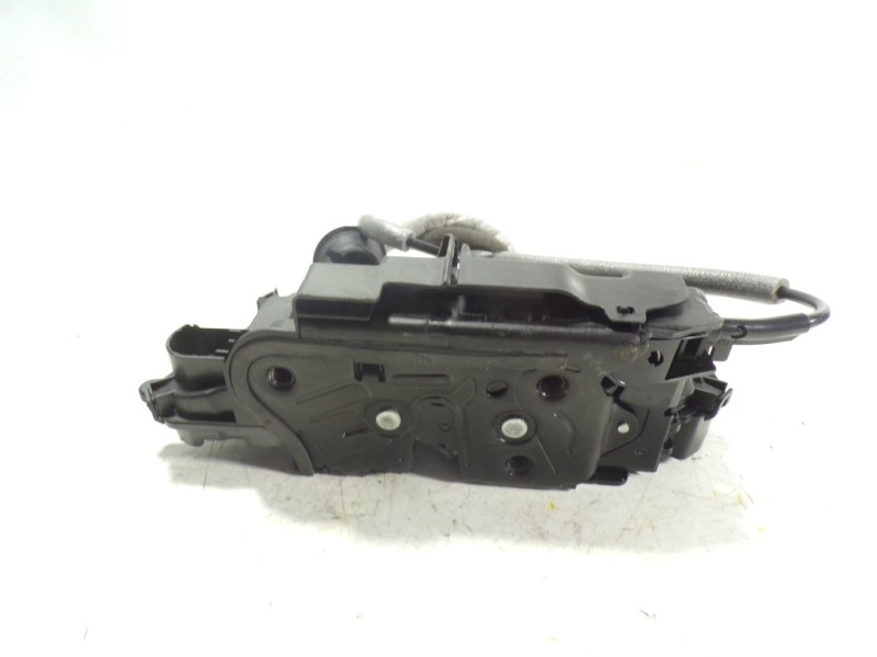 Recambio de cerradura puerta delantera derecha para audi a1 sportback (gba) 1.0 tfsi referencia OEM IAM 5TC837016B 5TC837016B 