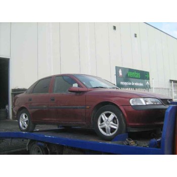 OPEL VECTRA B BERLINA